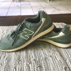 Like New Athletic Shoes